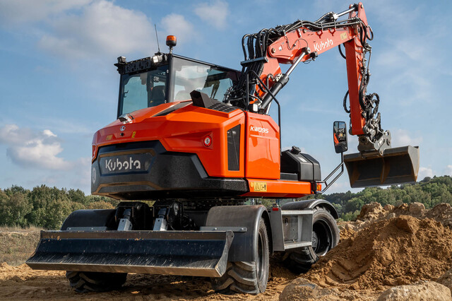 Ai-Search-Kubota-Krde-Packshot-Kw095-Agtracks-06023